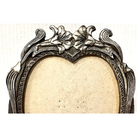 Antique style decorative art nouveau frame - Picture 3 of 8